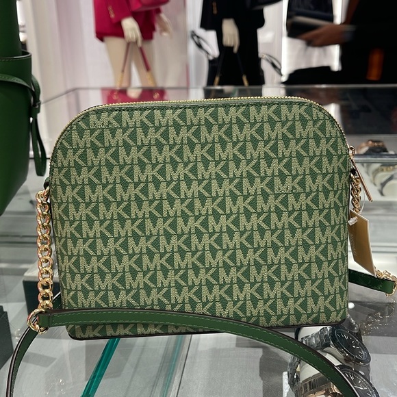 MICHAEL KORS
Jet Set Travel Medium Color-Block Signature Logo Dome Crossbody Bag - Picture 11 of 16